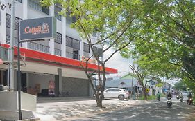 Cattail Guest House Pontianak